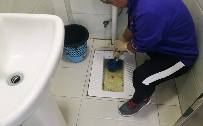 兴宾疏通蹲坑
