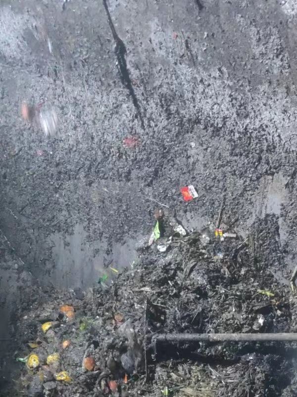 兴宾污水池清理